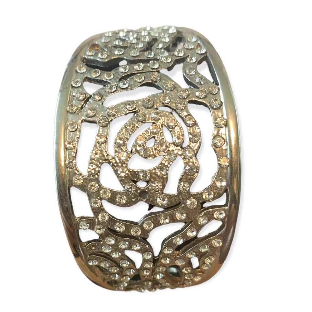 2/$20 MIX AND MARCH JEWELRY BUNDLE SILVER ROSE CUFF BRACELET